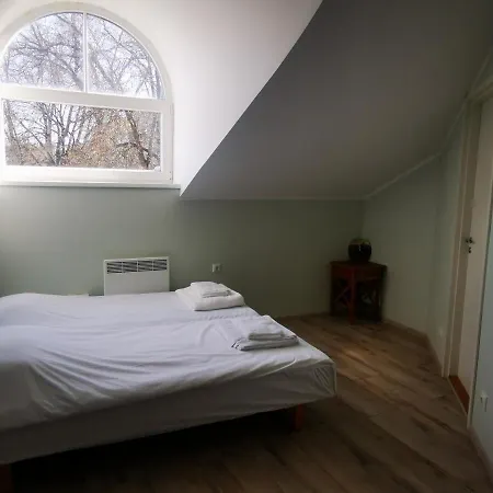 Hostel Oldtown Lux *
