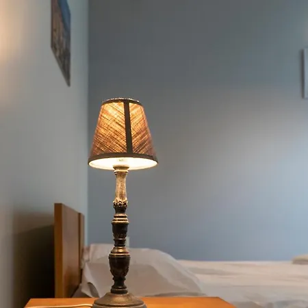Hostel Oldtown Lux *